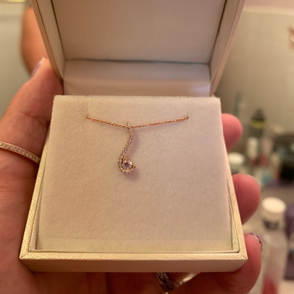 14k rose gold diamond necklace
